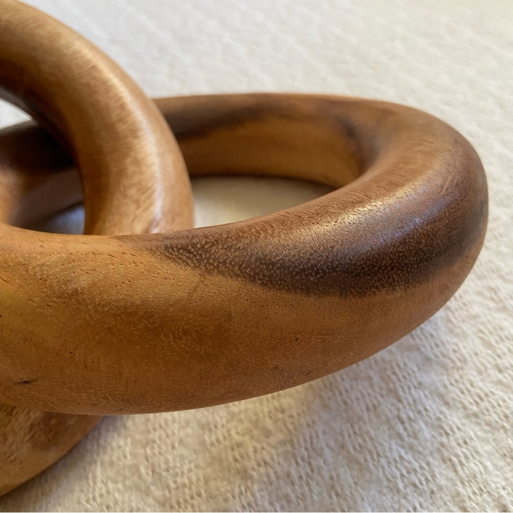 Three Oversized Intertwined Wood Rings Sculpture - Picture 11 of 12